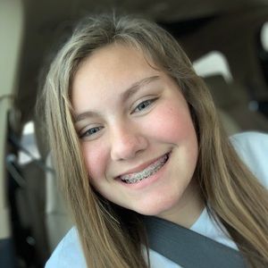 Meet your Posher, Hailey